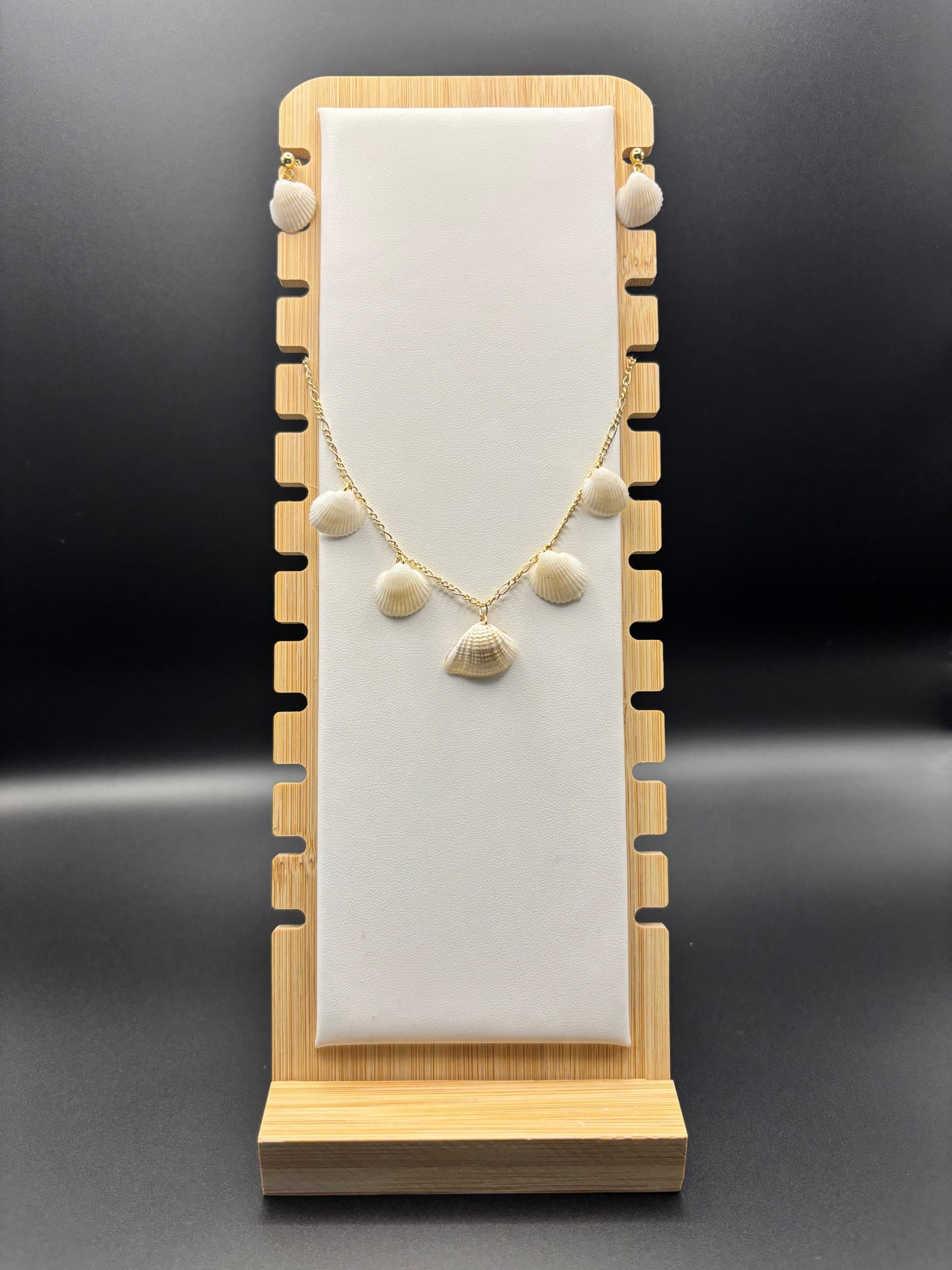 White Scallop Shell Necklace and Earring Set