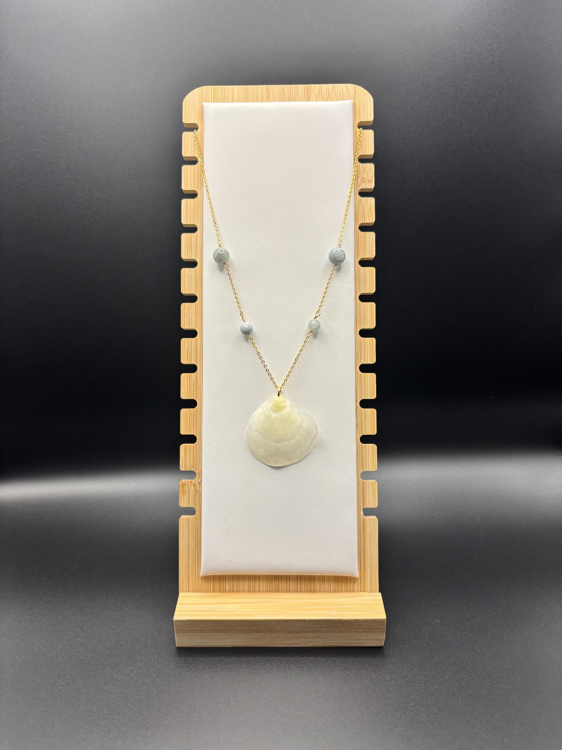 White Jingle Shell Pendant Necklace with Beads